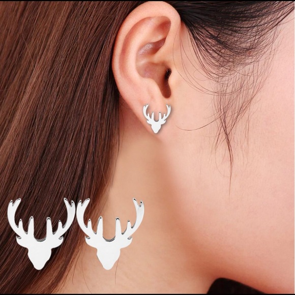 NEW! Silver Deer Minimalist Stud Earrings - Picture 1 of 3